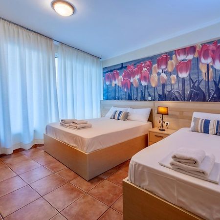 Fontana Luxury Rooms Mytilíni Exterior foto