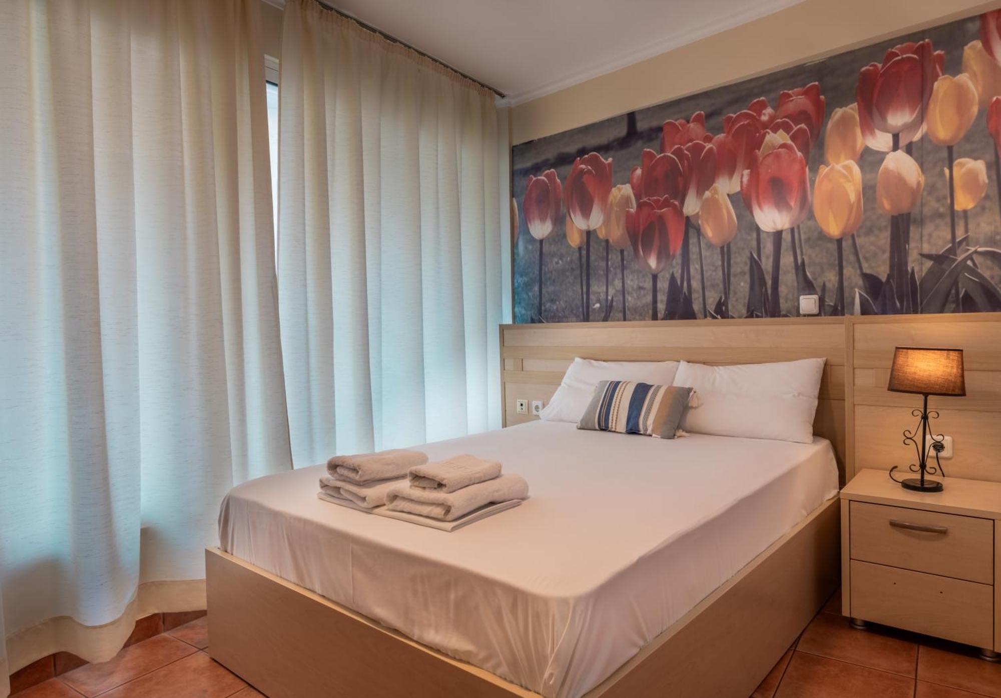Fontana Luxury Rooms Mytilíni Exterior foto